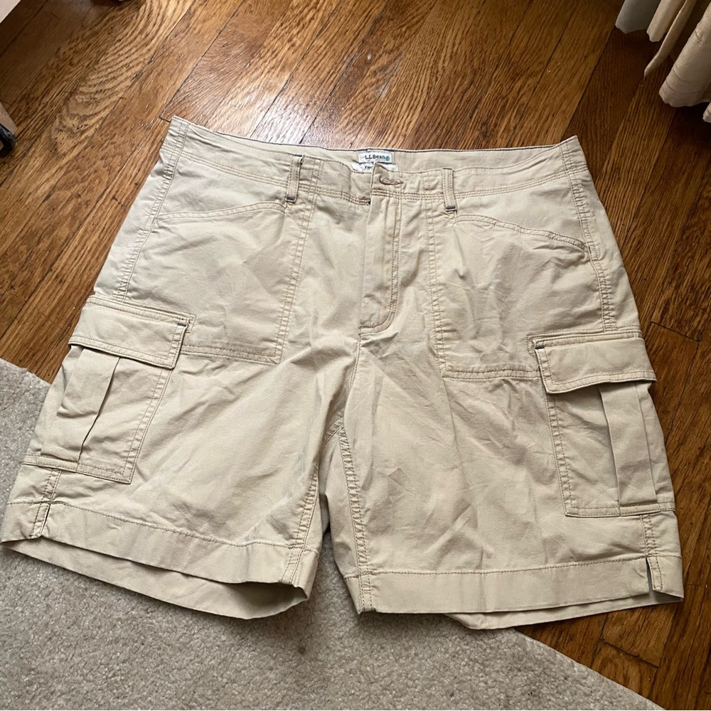 LL Bean women’s cargo shorts